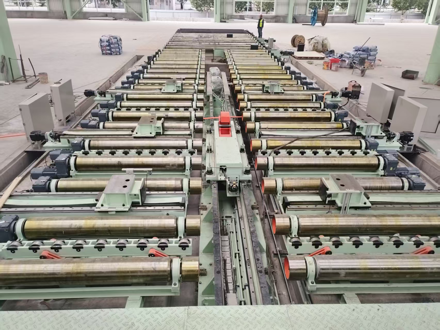 西北机器自主研发的“多功能超大壁厚钢板铣边机”成功交付